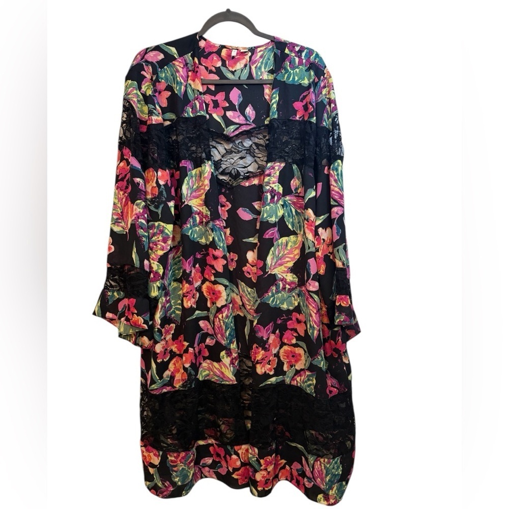 Floral Kimono with Lace Trim - Picture 1 of 12